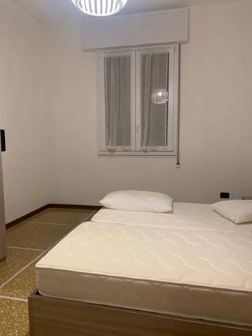 TRILOCALE vicino all'Ospedale Sant'Orsola - Photo 3