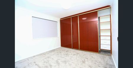 Modern Comfort Meets Low-Maintenance Living – 3 Bedroom Renovated Home - Photo 2