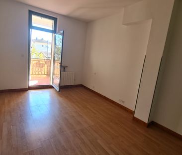 Location Appartement 2 pièces 45m² - Photo 2