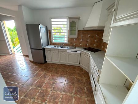 Location Maison 5 pièces 124m² ST GILLES LES BAINS 97434 - Photo 5