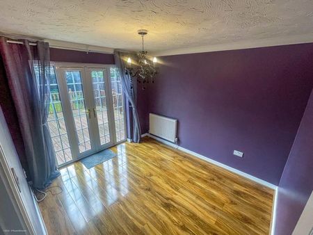 5 bedroom detached house to rent - Photo 3