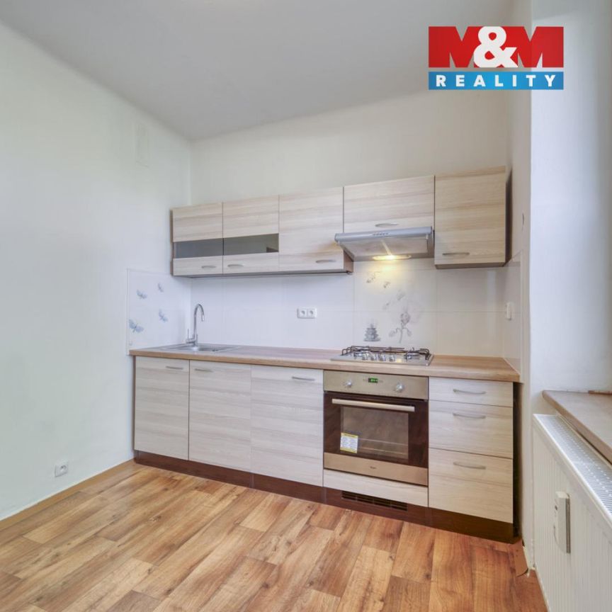 Pronájem bytu 1+1 38 m² - Fotografie 1