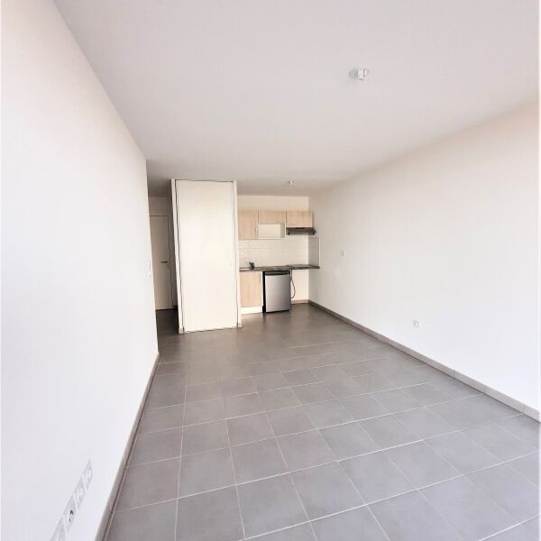 Location Appartement 2 pièces 39m² ROQUES 31120 - Photo 1