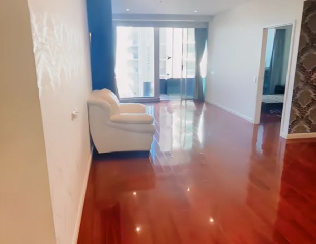 1 bed 1 bath - Photo 1