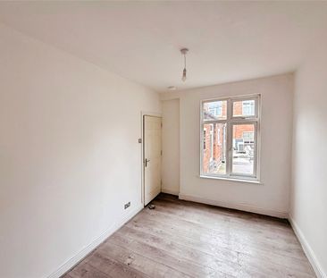 3 bedroom apartment to rent Kettering Road, Northampton, Northampto... - Photo 2