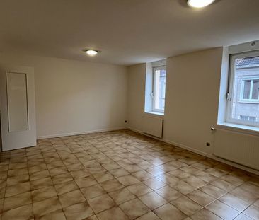 Location Appartement 5 pièces 89m² - Photo 1