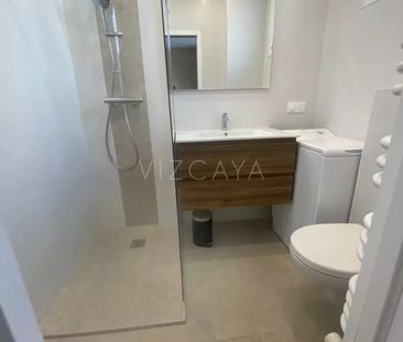 Location Appartement 1 pièce 36m² NICE 06300 - Photo 5