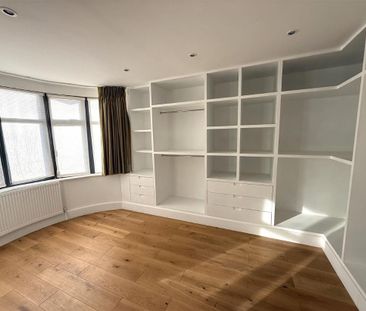 Hankins Lane, Mill Hill - Photo 2