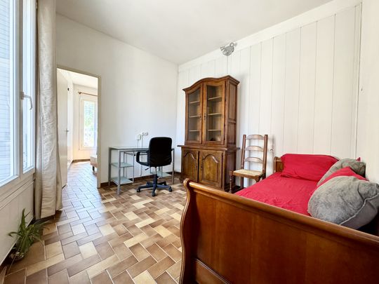 NIMES MONTAURY / POMPIDOU T1 BIS MEUBLE avec CLIMATISATION - Photo 1