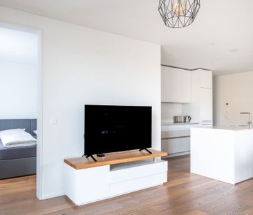 Möblierte, stilvolle 3.5-Zimmer-Wohnung mit Balkon in Zug - Foto 3