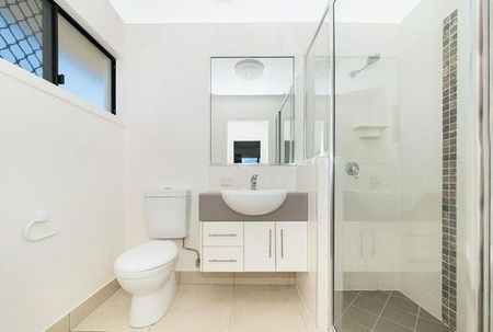 24 Dundabella Drive, Deeragun - Photo 3