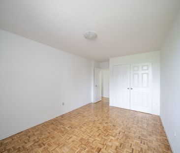 For Lease - 5 Glamorgan Avenue Unit# 901, Toronto, Ontario - Photo 3