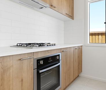 HOME FOR RENT IN THORNHILL PARK - Photo 6