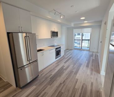 For Lease - 3250 Carding Mill Trail Unit# 211, Oakville, Ontario - Photo 3