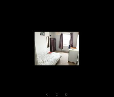 Room in a Shared Flat, Hove, BN3 - Photo 1