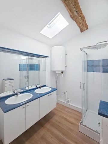 Location Appartement 3 pièces 62m² AGEN 47000 - Photo 3