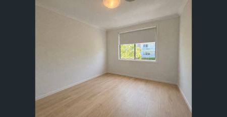 Fresh, Modern 4-Bedroom Home with big study – Newly Painted with New Flooring - Photo 4