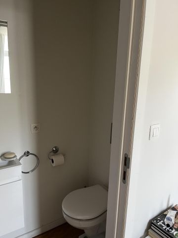 Ruime studio voor 1 pers 1 ste verdiep - Schouw­ve­gers­straat 4 - Photo 5