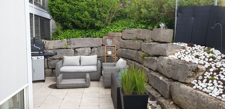 Garden apartment in a beautiful and sunny location - Photo 4