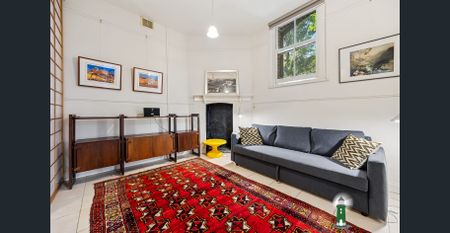 Unique 2-Bedroom Apartment in Heritage Building - Photo 5