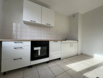 Location Appartement 2 pièces 46 m2 à Chartres - Photo 4