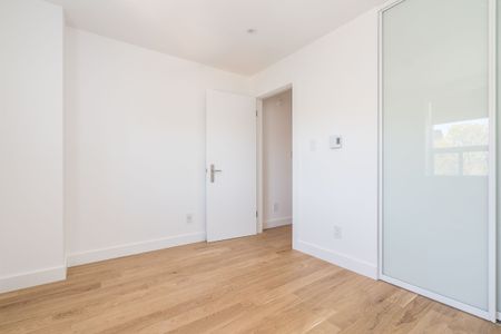 110 Oriole Parkway - Photo 3