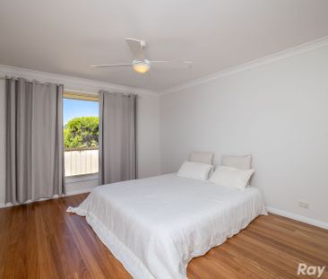 BEAUTIFULLY DESIGNED 3 BEDROOM HOME!! - Photo 4