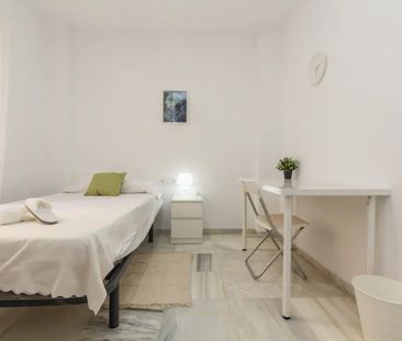 Calle Natalia, Málaga, Andalusia 29009 - Photo 2