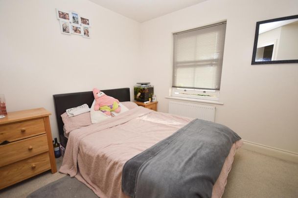 2 bedroom townhouse to rent - Photo 1