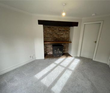 2 bedroom terraced house to rent - Photo 2