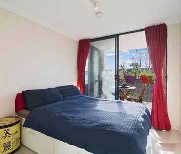 Unfurnished One Bedroom Apartment with Air-con - Photo 3