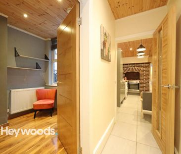 1 bedroom house of multiple occupation to rent - Photo 6