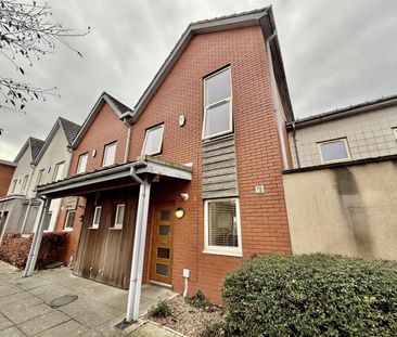 Christmas Place, The Staiths, Gateshead - Photo 2