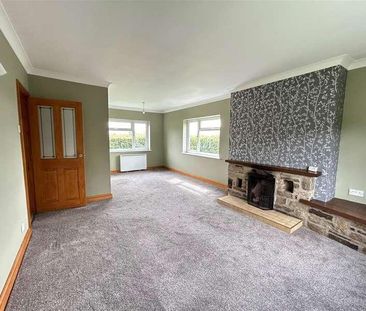 Field View, Laytham, YO42 - Photo 1