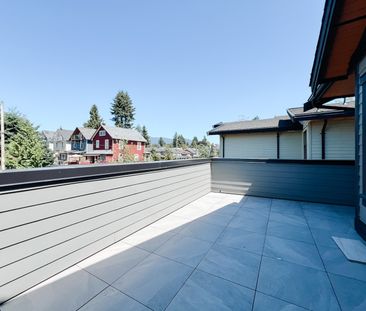 Deluxe Duplex! - Photo 2