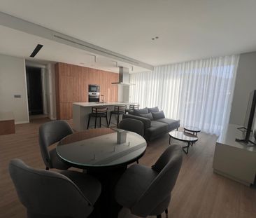 APARTAMENTO T1 | MOBILADO | FUNCHAL - Photo 4