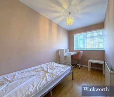 Kempton Avenue, Northolt, UB5 - Photo 5