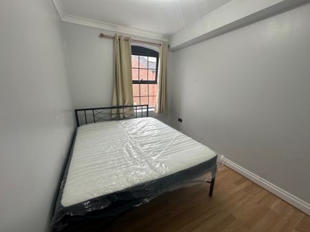 Chequers Lane, Wellingborough - Photo 3