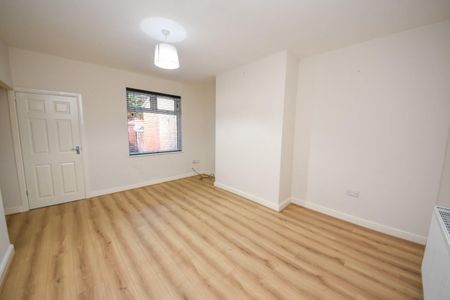 3 bed House - Terraced for Rent - Photo 3