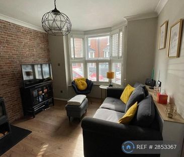 3 bedroom terraced house to rent - Photo 1