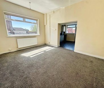 2 bedroom end of terrace house to rent - Photo 5