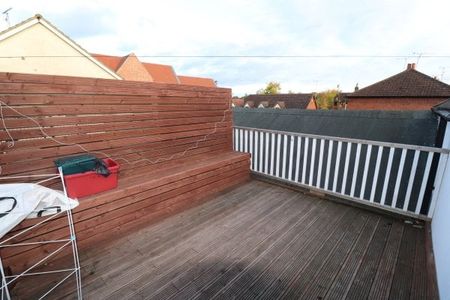 Hutton Road - Shenfield, Property for rent - Photo 3