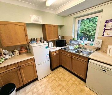 Homecedars House, Elstree Road, Bushey Heath, Hertfordshire, Wd, WD23 - Photo 4