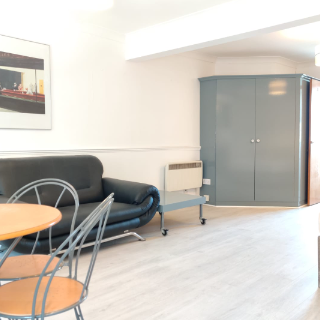 Leman Street Aldgate E1 - Photo 1