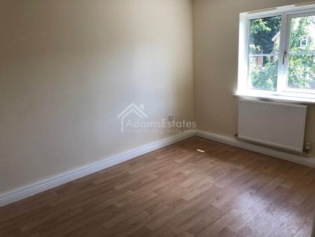 Price £725 pcm - Available Now - Unfurnished - Photo 5