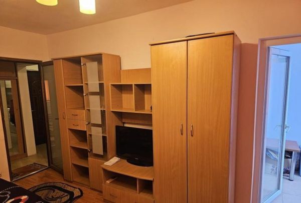 Dristor mihai bravu etaj 8 din 10 - Fotografie 1