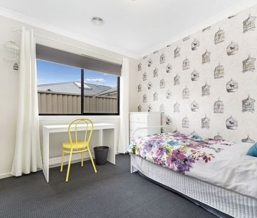 25 Deakin Drive, Delacombe - Photo 4