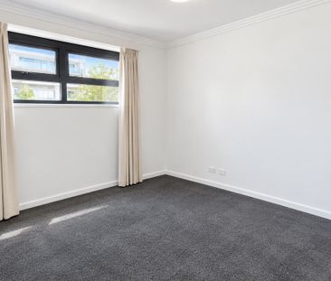 Convenient Apartment Living in the Heart of Glen Huntly - Photo 6