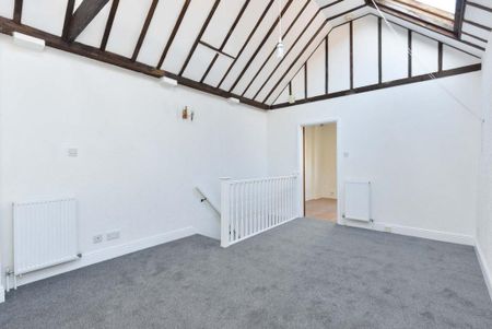 1 bedroom semi-detached house to rent - Photo 4