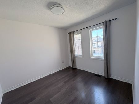 For Lease - 15 Collier Crescent, Markham, Ontario - Photo 2